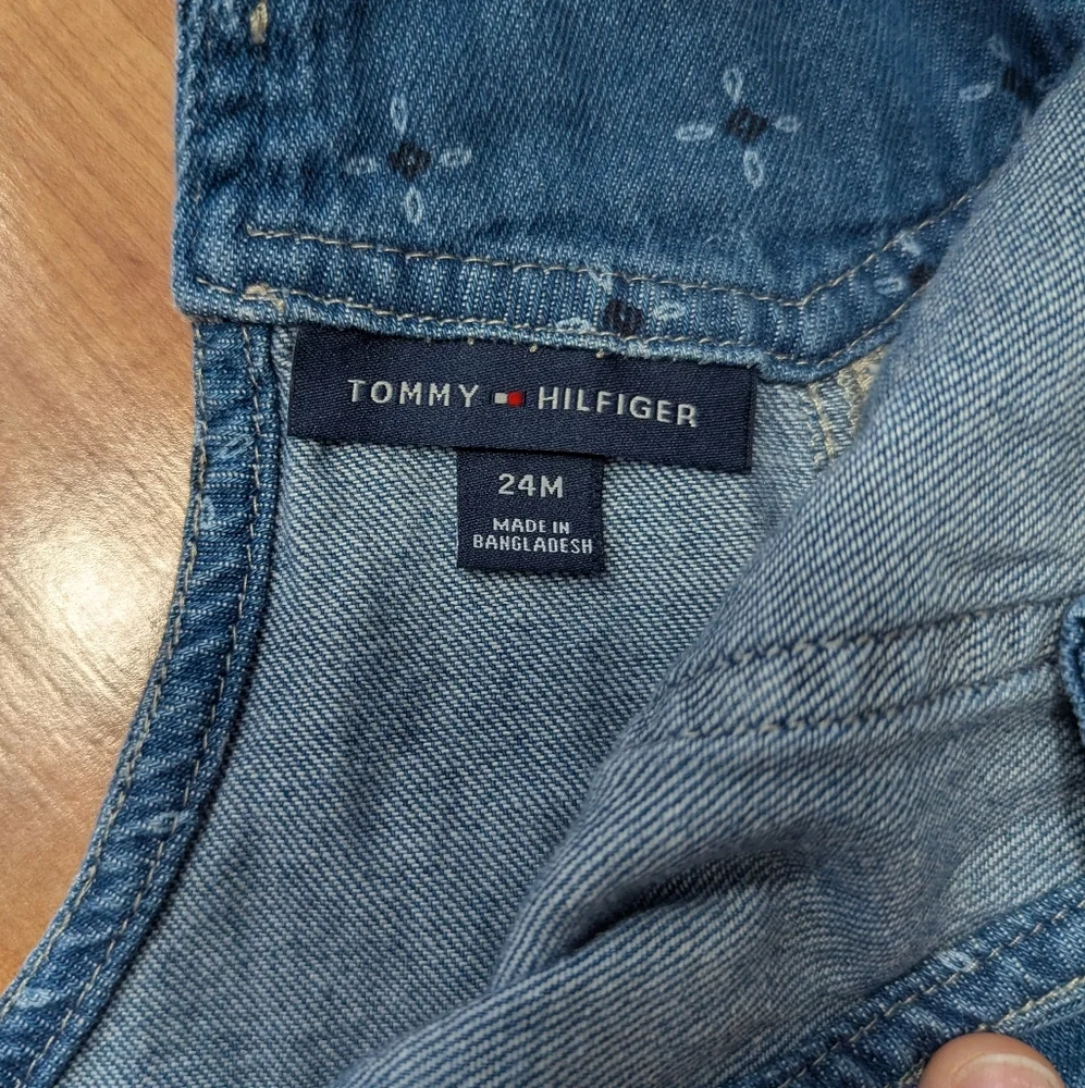 Tommy‎ Hilfiger Girl's Denim Shortalls Ruffle Floral Print Jean Bibs 24M Toddler